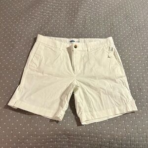 Old Navy Women’s Everyday Shorts 14 White